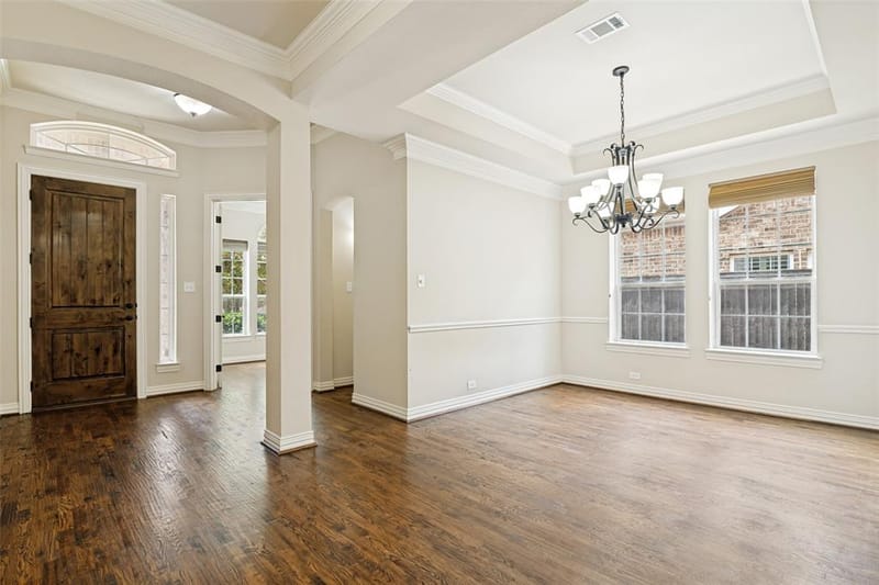 10715 Dixon Branch Drive, Dallas TX 75218 - Photo 2