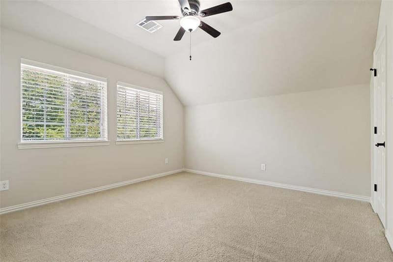 10715 Dixon Branch Drive, Dallas TX 75218 - Photo 19