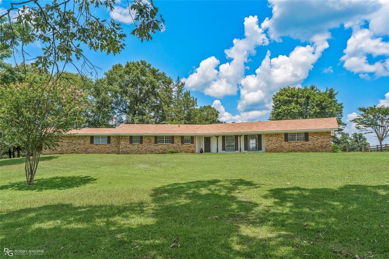 1241 Country Club Circle, Minden LA 71055
