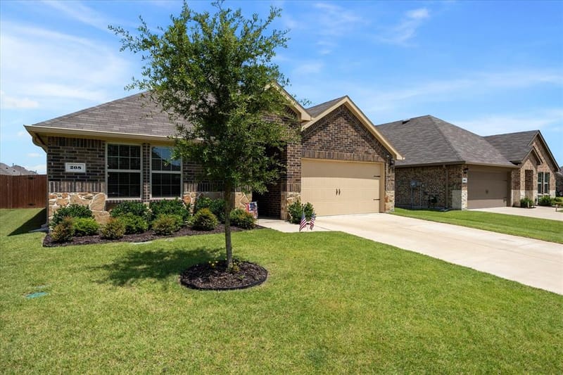 208 Redstone Lane, Caddo Mills TX 75135 - Photo 2