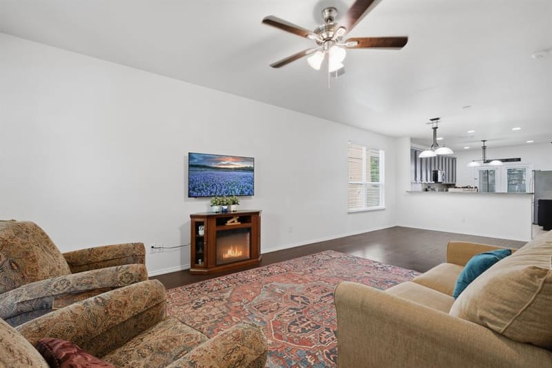 10009 Concord Drive, Providence Village TX 76227 - Photo 5