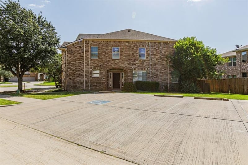 4134 Florence Drive, Irving TX 75038 - Photo 4