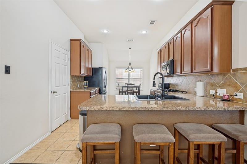 437 Castle Street, DeSoto TX 75115 - Photo 13