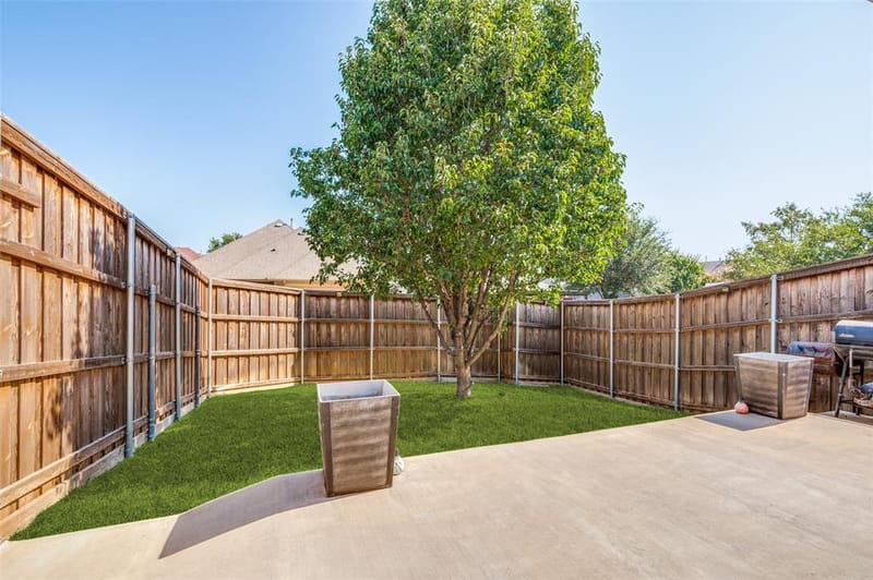 437 Castle Street, DeSoto TX 75115 - Photo 25