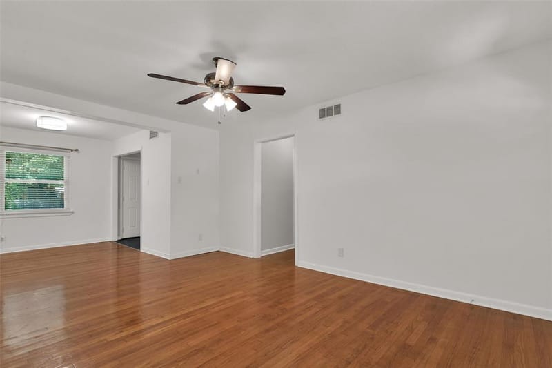 2209 Costa Mesa Drive, Dallas TX 75228 - Photo 5