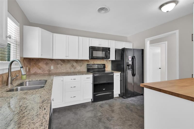 2209 Costa Mesa Drive, Dallas TX 75228 - Photo 9