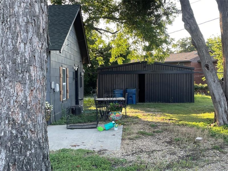 1000 S Spears Street, Alvarado TX 76009 - Photo 3