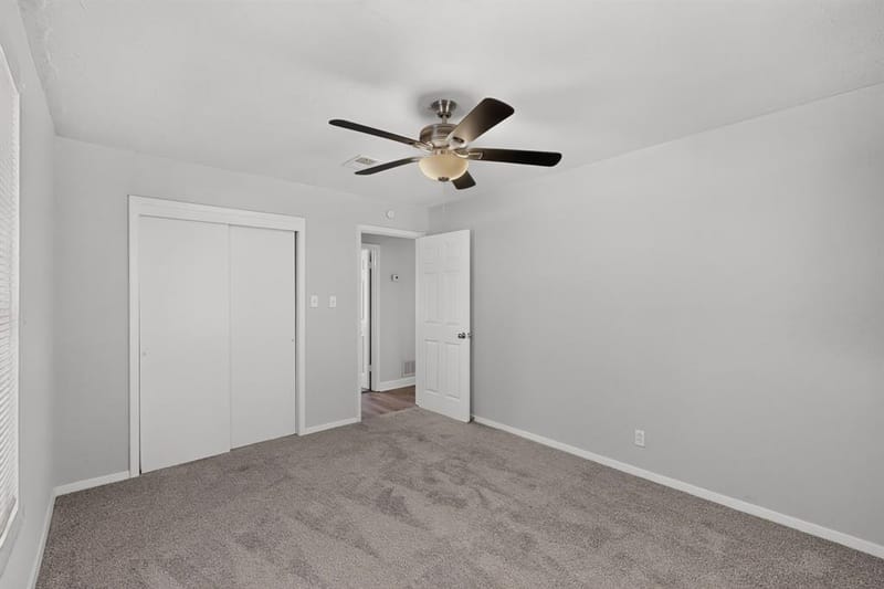 5573 Burton Avenue, Fort Worth TX 76119 - Photo 27
