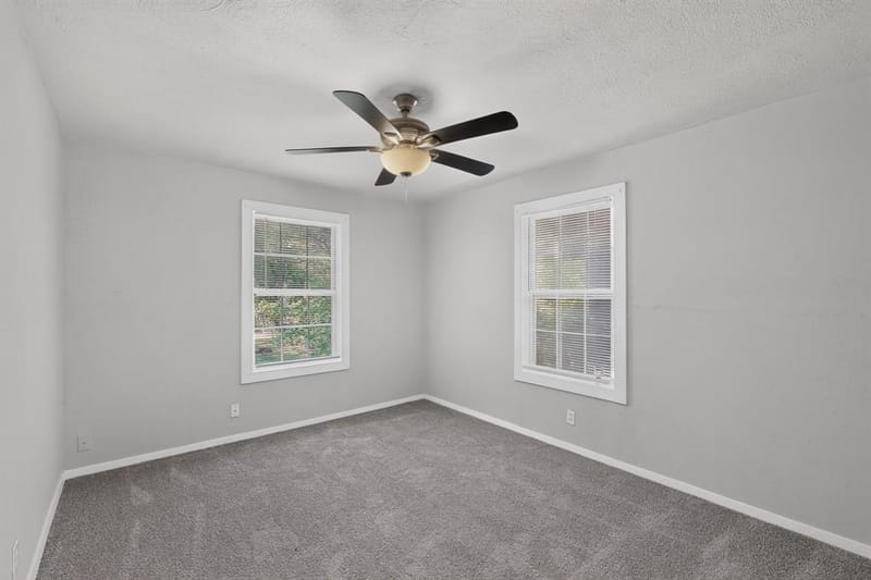 5573 Burton Avenue, Fort Worth TX 76119 - Photo 24