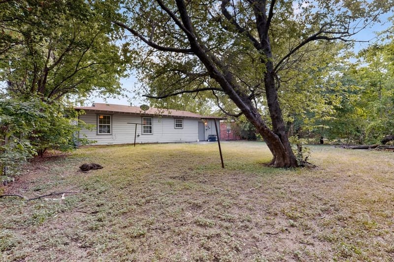 5573 Burton Avenue, Fort Worth TX 76119 - Photo 29