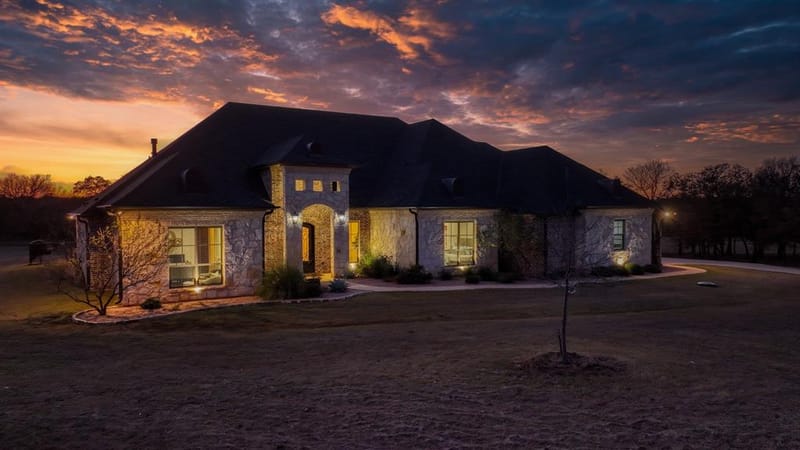 140 Rocky Run, Lipan TX 76462 - Photo 3