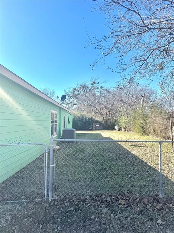 238 S 8th Street, Jacksboro TX 76458 - Photo 3