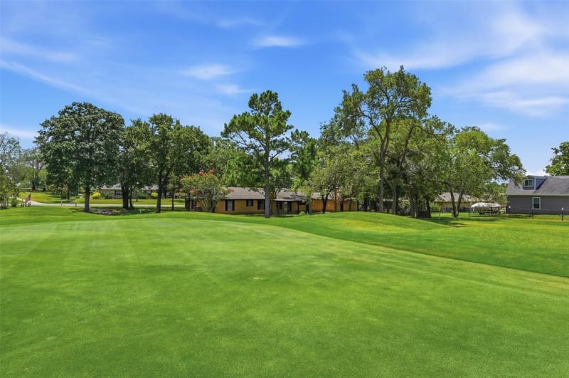 100 Mohican Trail, Lake Kiowa TX 76240 - Photo 27