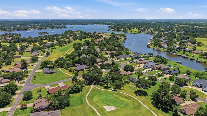 100 Mohican Trail, Lake Kiowa TX 76240 - Photo 36