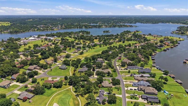 100 Mohican Trail, Lake Kiowa TX 76240 - Photo 39