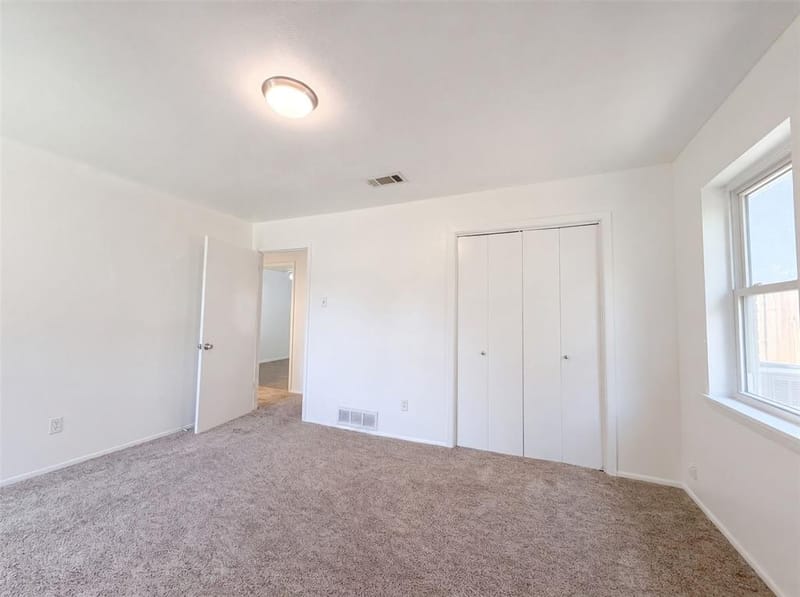 2008 Vickie Drive, Irving TX 75060 - Photo 10