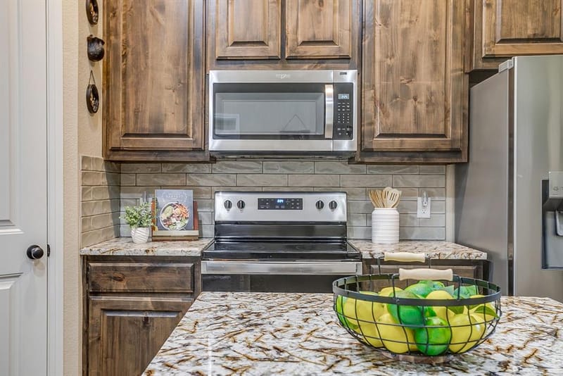 3207 Windcrest Drive, Granbury TX 76049 - Photo 7
