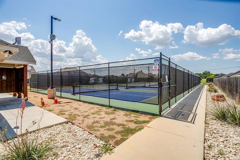 3207 Windcrest Drive, Granbury TX 76049 - Photo 38