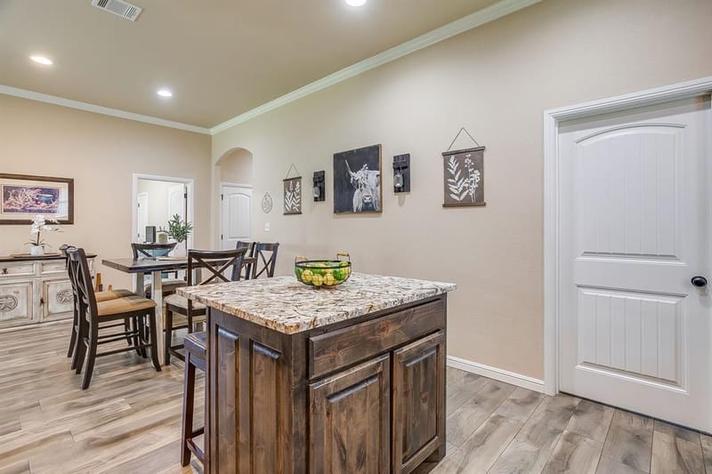 3207 Windcrest Drive, Granbury TX 76049 - Photo 8