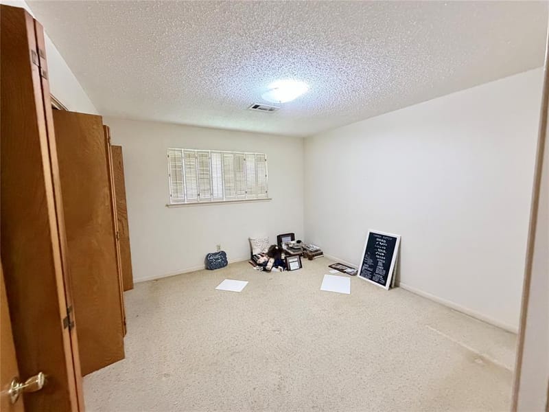 3811 Laurel Canyon Drive, Dallas TX 75233 - Photo 14