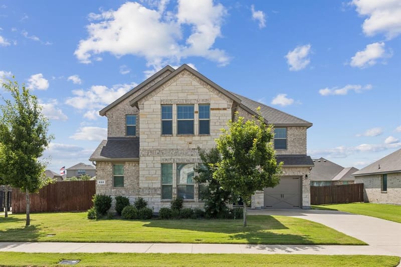 622 Summer Grove Drive, Midlothian TX 76065