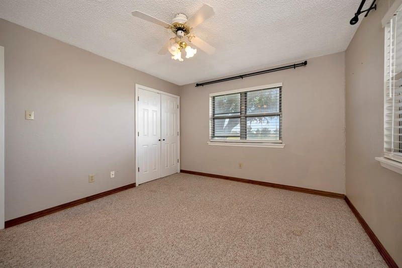2561 County Road 248, Valley View TX 76272 - Photo 28