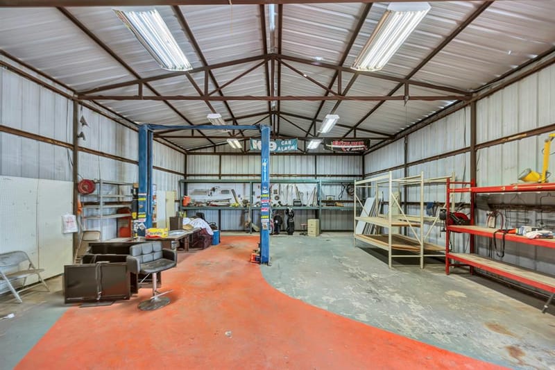 2561 County Road 248, Valley View TX 76272 - Photo 34