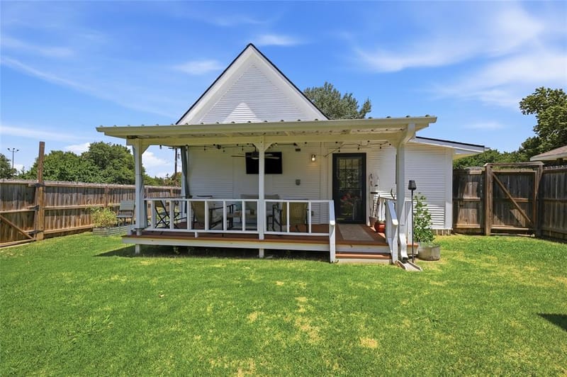 100 Buchanan Street, Whitesboro TX 76273 - Photo 28