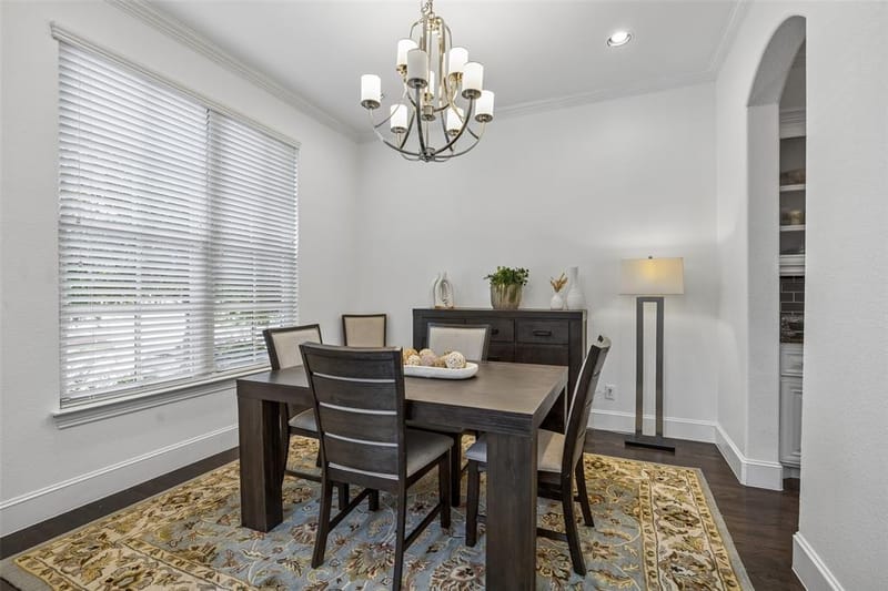 1022 Shadyside Lane, Dallas TX 75223 - Photo 6