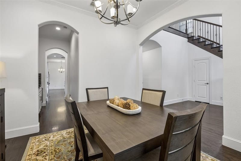 1022 Shadyside Lane, Dallas TX 75223 - Photo 7