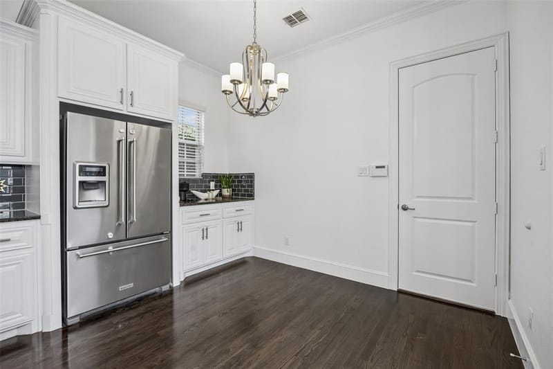 1022 Shadyside Lane, Dallas TX 75223 - Photo 14