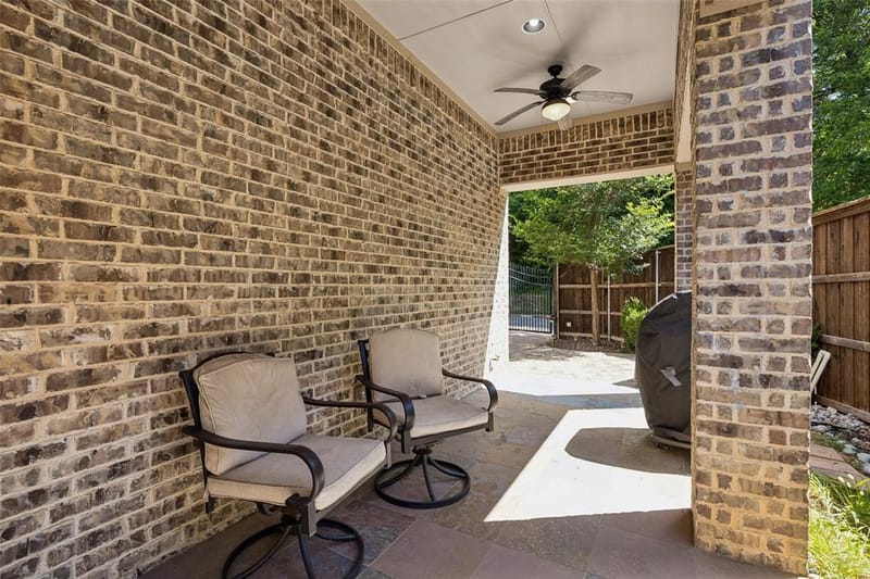 1022 Shadyside Lane, Dallas TX 75223 - Photo 37