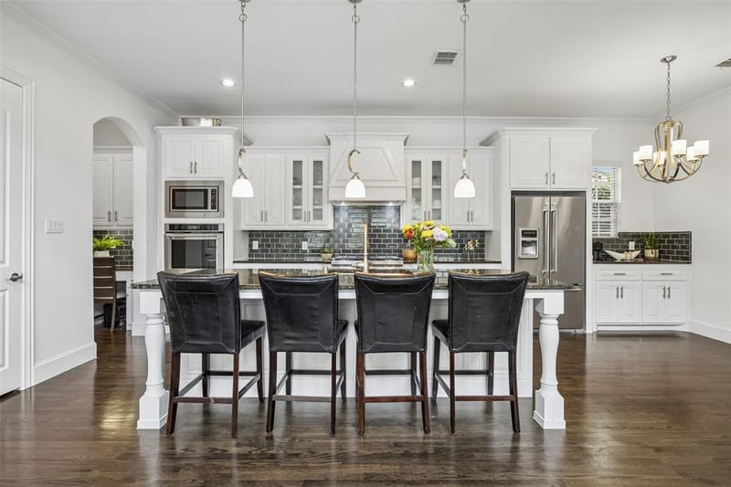1022 Shadyside Lane, Dallas TX 75223 - Photo 15