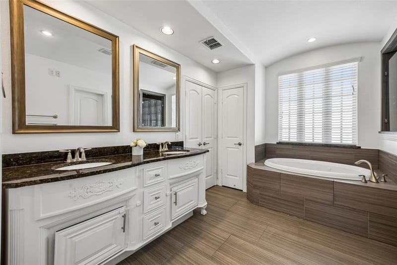 1022 Shadyside Lane, Dallas TX 75223 - Photo 29
