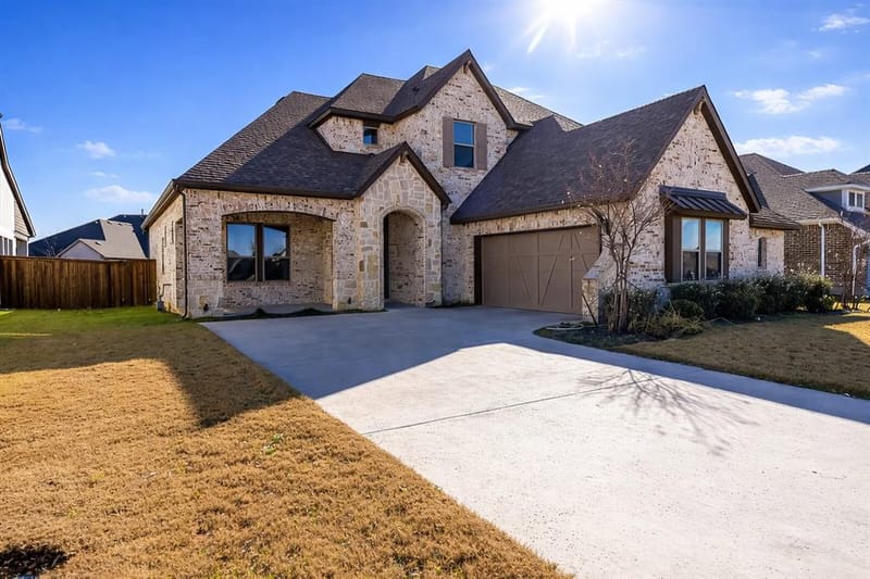 2711 Trinity Ridge Street, Mansfield TX 76063 - Photo 2