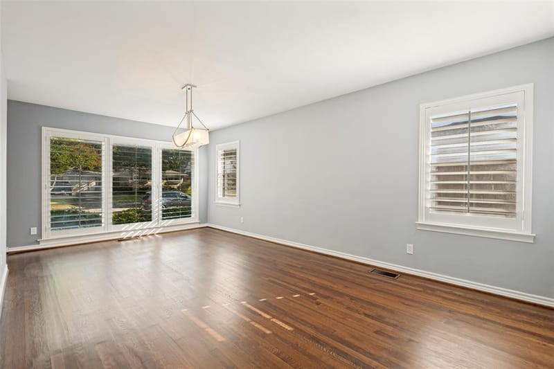 8938 Lockhaven Drive, Dallas TX 75238 - Photo 7