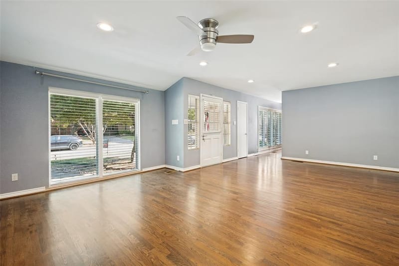 8938 Lockhaven Drive, Dallas TX 75238 - Photo 5