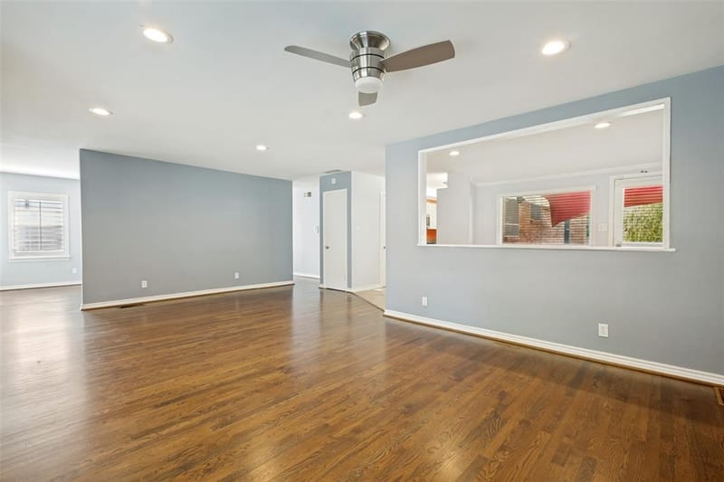 8938 Lockhaven Drive, Dallas TX 75238 - Photo 9