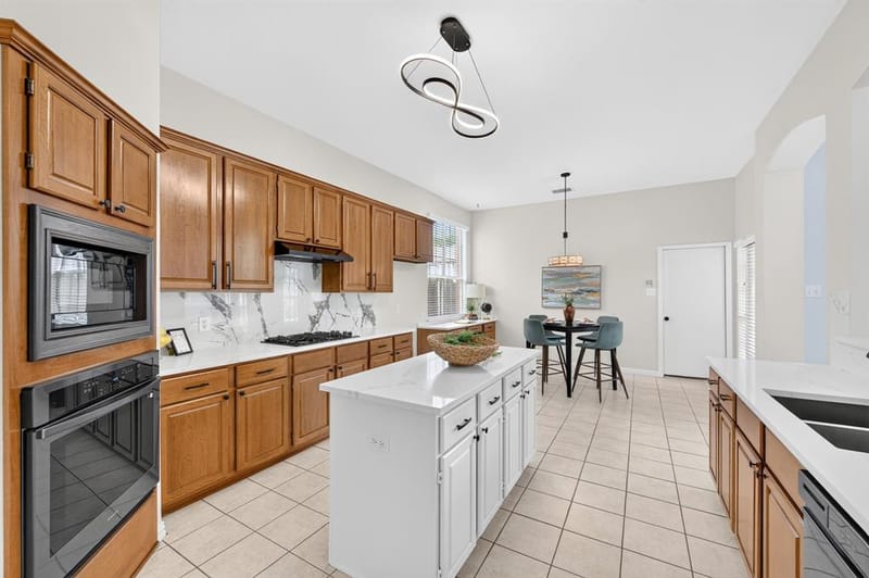7325 Avalon Drive, Plano TX 75025 - Photo 9