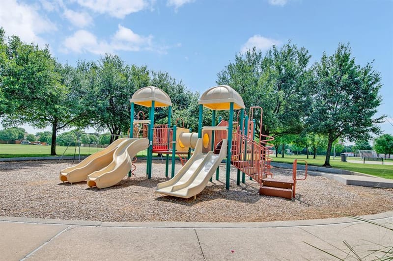 7325 Avalon Drive, Plano TX 75025 - Photo 38