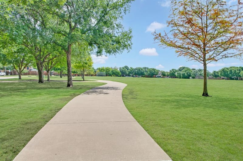 7325 Avalon Drive, Plano TX 75025 - Photo 37