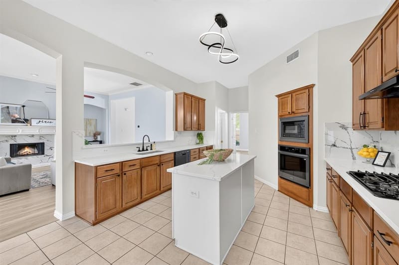 7325 Avalon Drive, Plano TX 75025 - Photo 11
