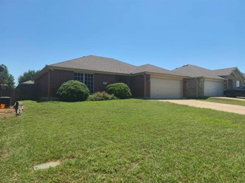 2009 Wahoo Drive, Mansfield TX 76063 - Photo 5