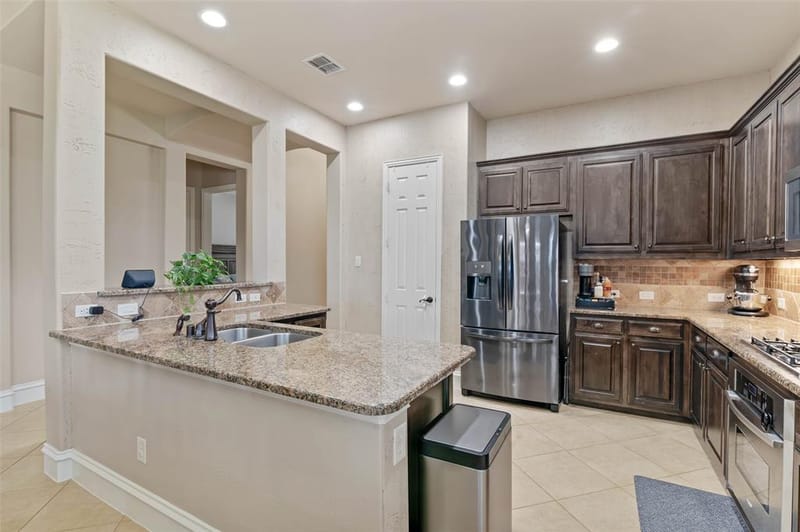 964 Cougar Drive, Allen TX 75013 - Photo 13