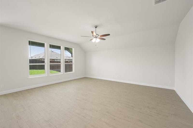 216 Comfort Drive, Godley TX 76044 - Photo 16