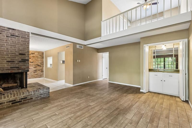 1806 Lakecrest Court, Carrollton TX 75006 - Photo 11
