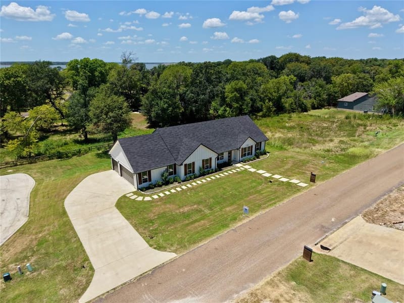 206 Splitrail Drive, Mabank TX 75143 - Photo 34