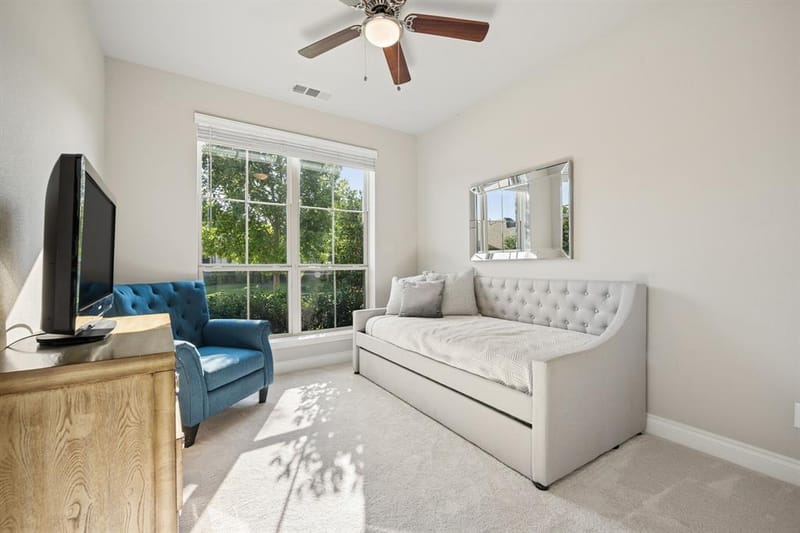 8721 Navidad Falls Drive, McKinney TX 75071 - Photo 4