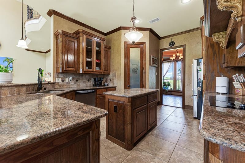 1132 Shadow Lakes Drive, Wills Point TX 75169 - Photo 12