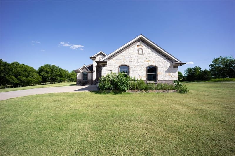 135 Turnberry Lane, Corsicana TX 75110 - Photo 3